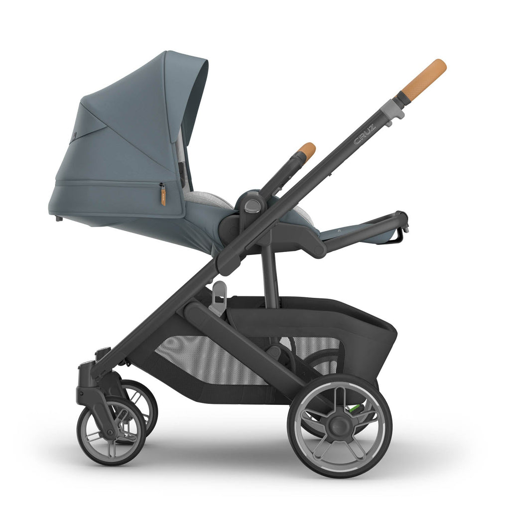 UPPAbaby Cruz V3 Pushchair, Carrycot & Accessory Bundle - Dillan