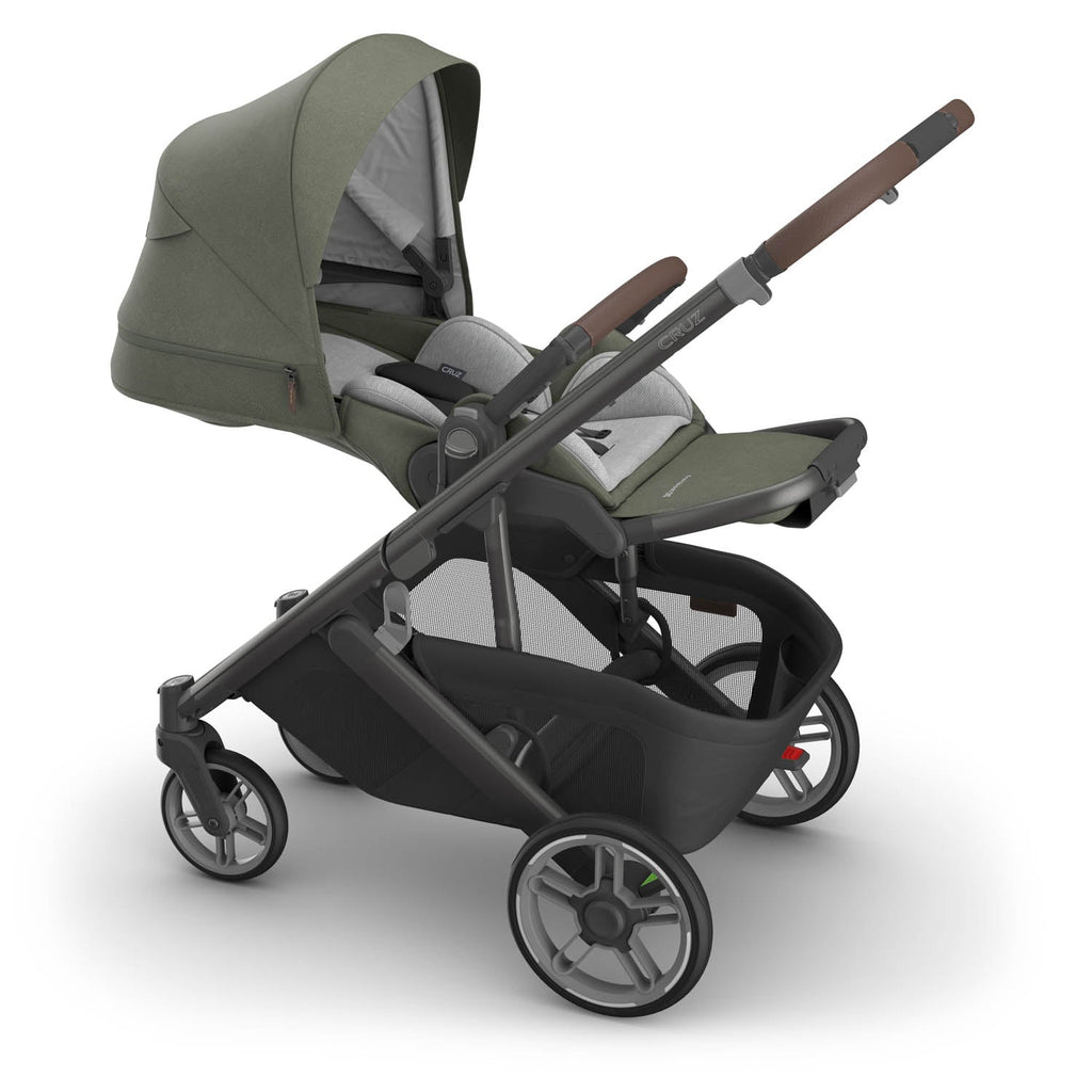 UPPAbaby Cruz V3 Pushchair & Accessory Bundle - Evelyn