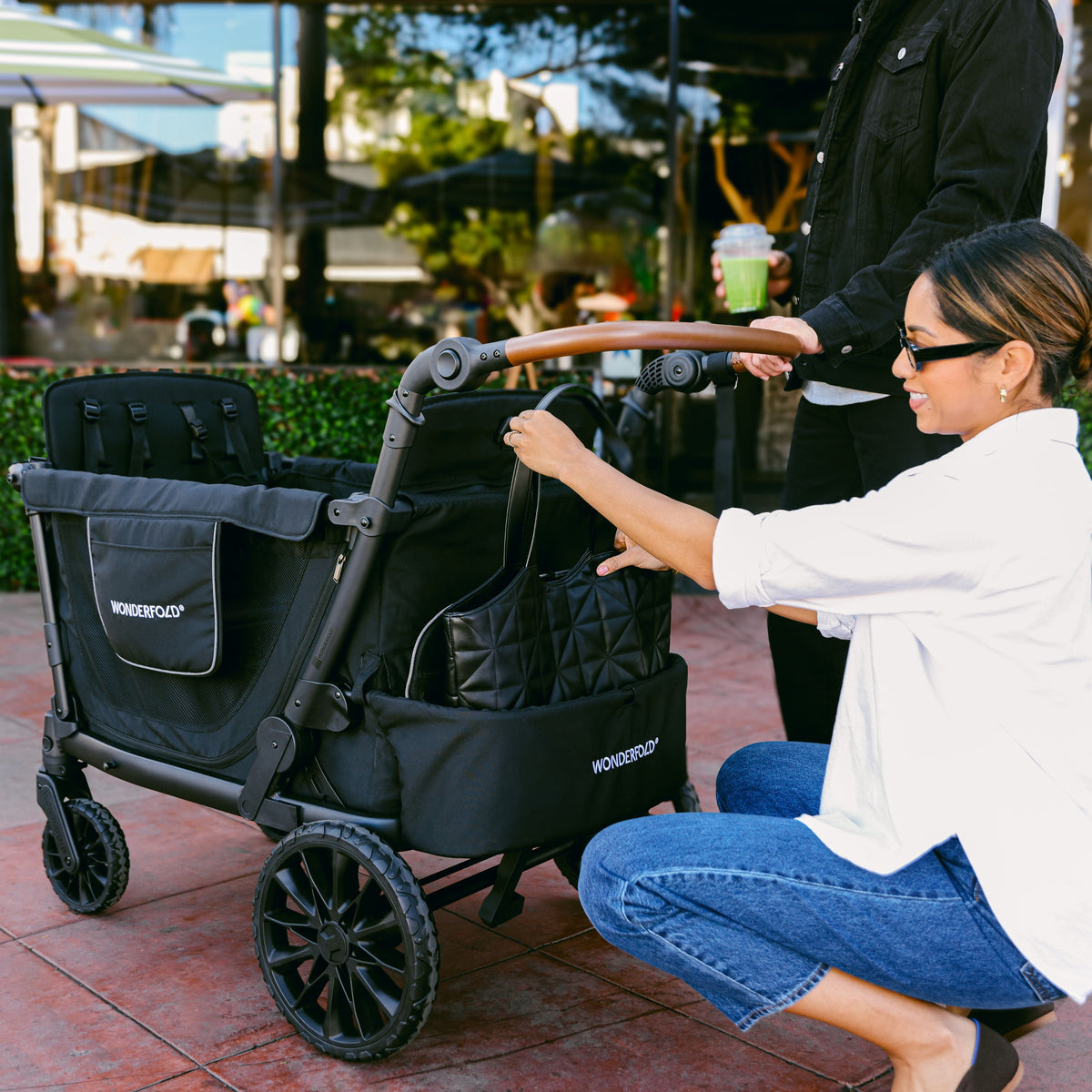 Wonderfold L4 Quad Stroller Wagon