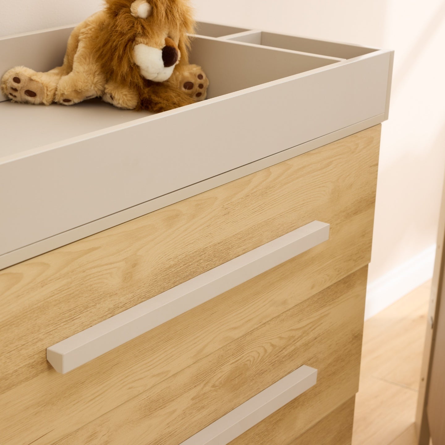 Tutti Bambini Hallee Chest Changer - Mushroom / Golden Oak