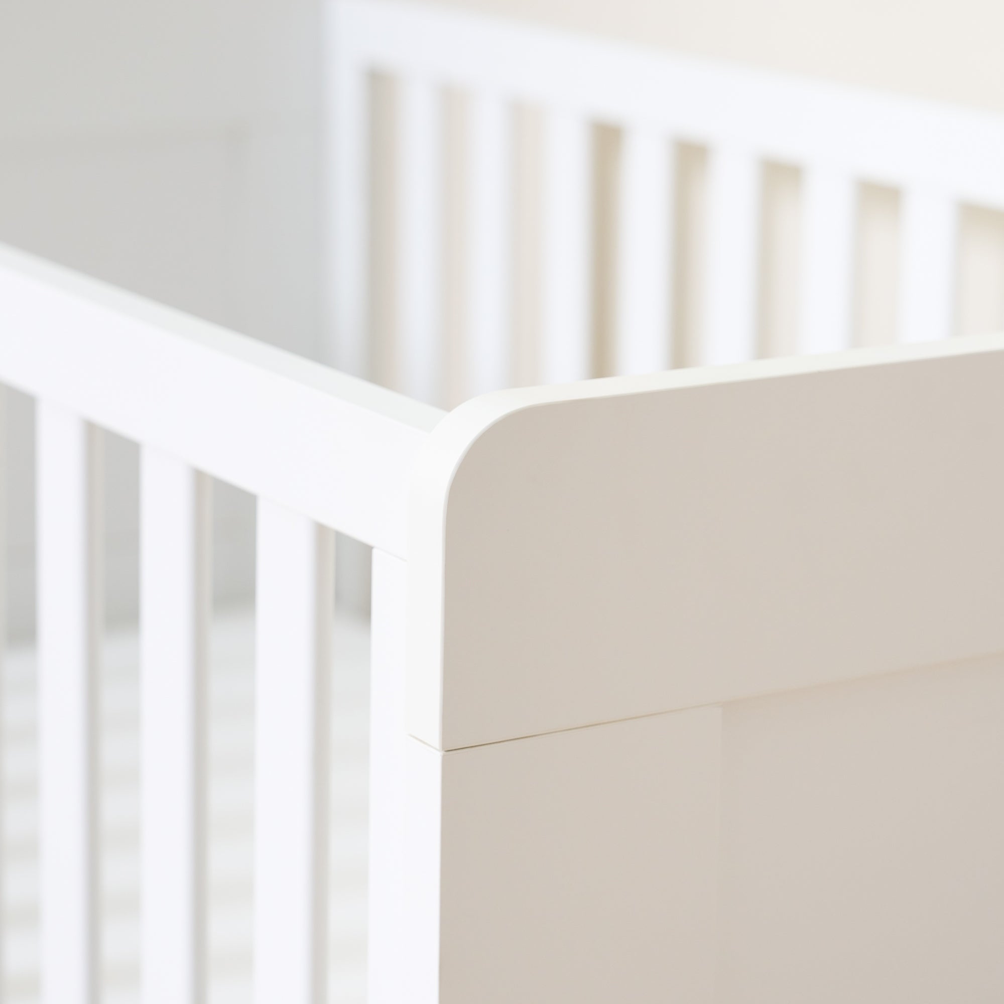 Tutti Bambini Alba Mini Cot Bed - White