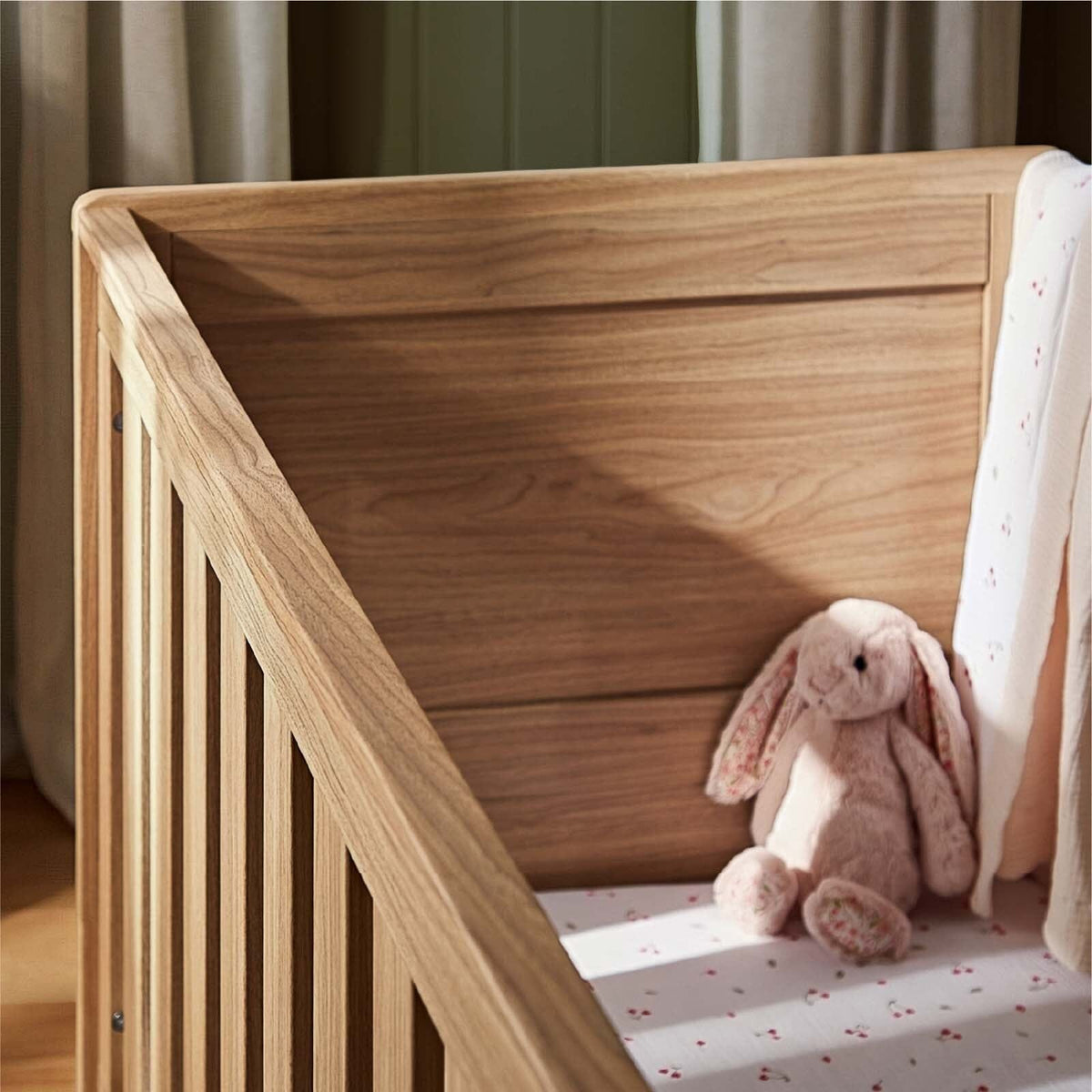 CuddleCo Burford Cot Bed - Oak