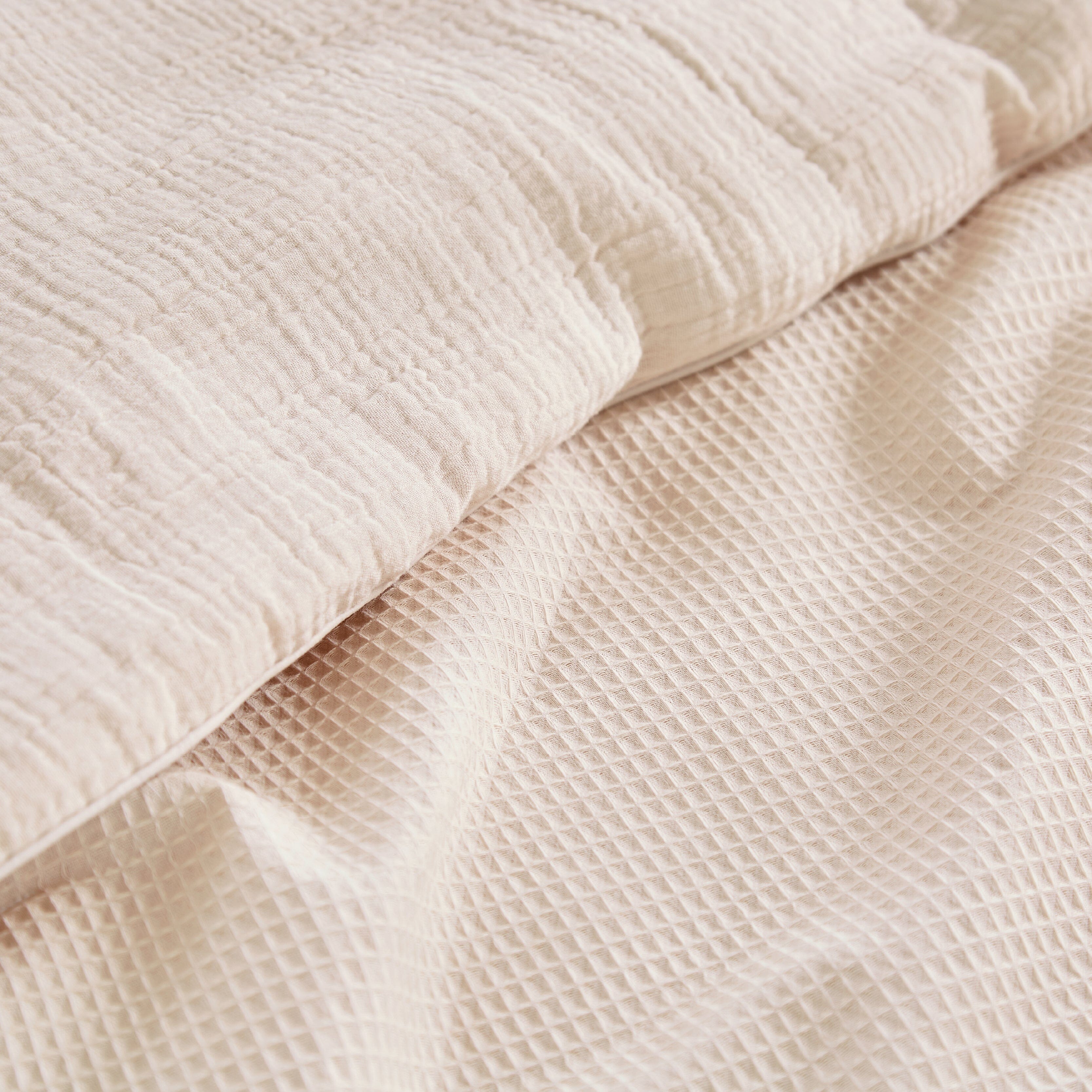 CuddleCo 4 Piece Cot Bed Bedding Set  - Cashmere Waffle