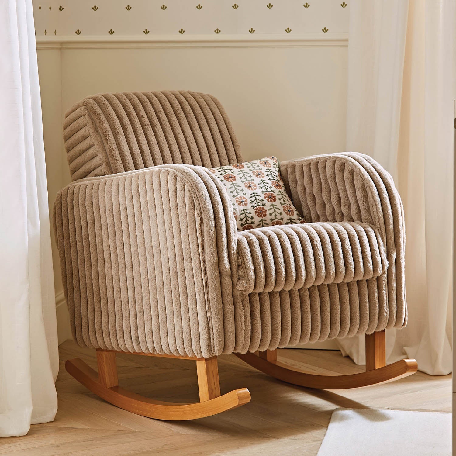 CuddleCo Etta Faux Fur Nursing Chair - Mink