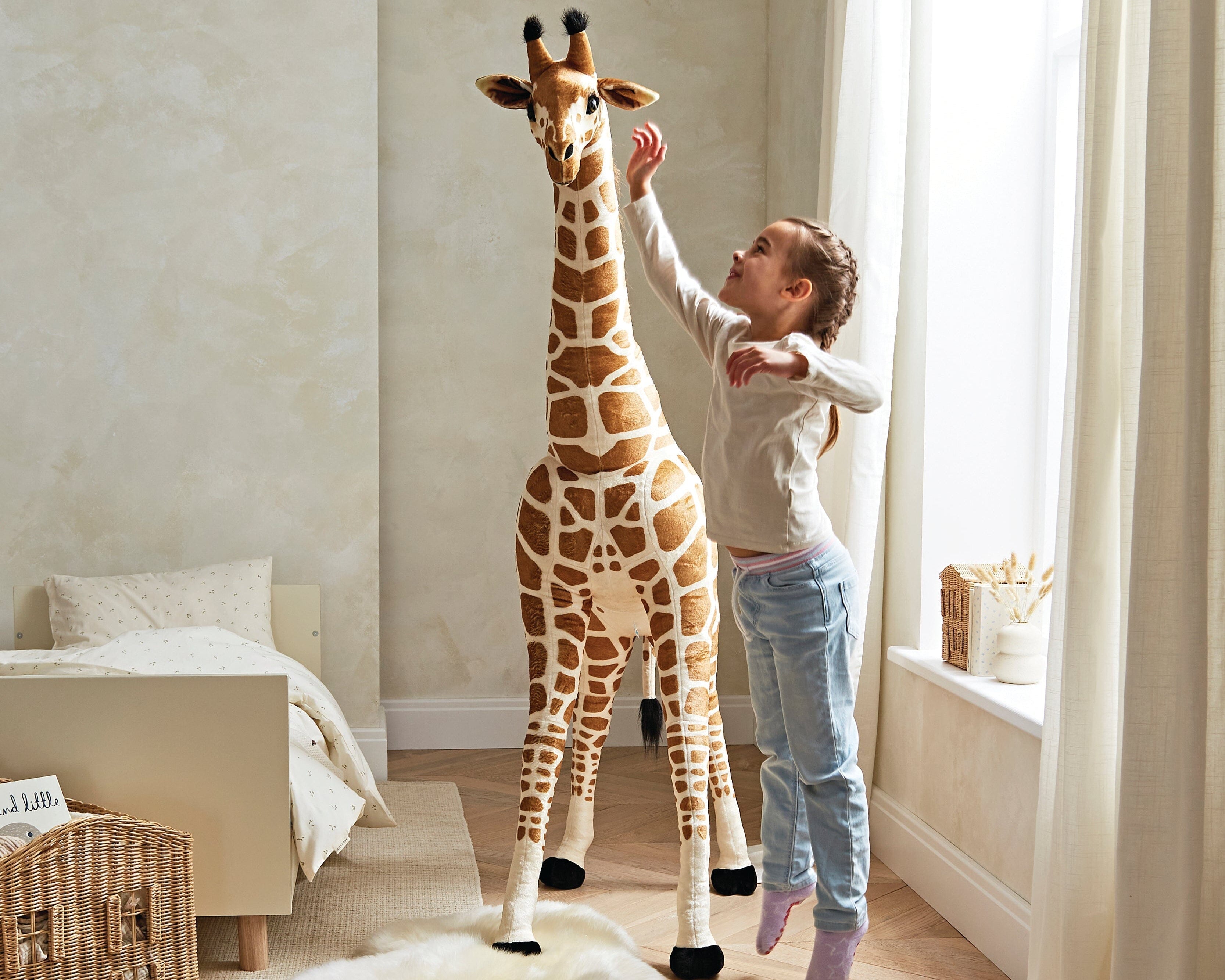 CuddleCo Medium Standing Giraffe Stuffed Animal 135cm
