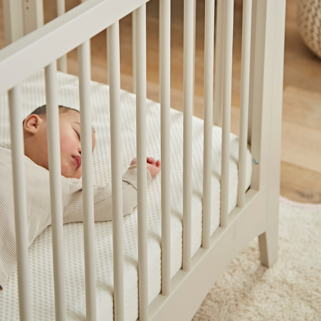 CuddleCo Cot Waterproof Mattress Protector