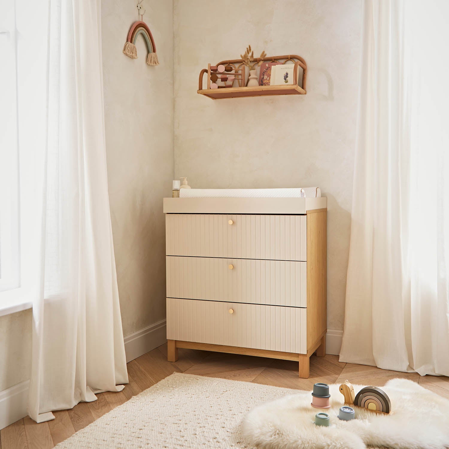 CuddleCo Remi 3 Piece Nursery Furniture Set - Oak & Cashmere