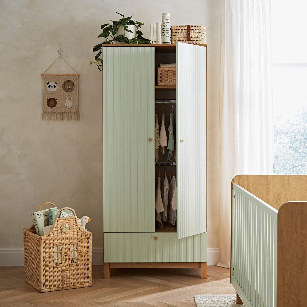 CuddleCo Remi 3 Piece Nursery Furniture Set - Oak & Green