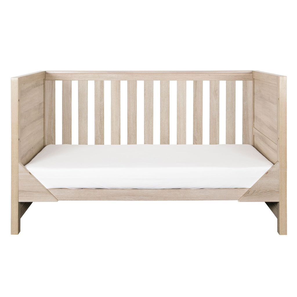 Tutti Bambini Modena 3 in 1 Cot Bed - Oak