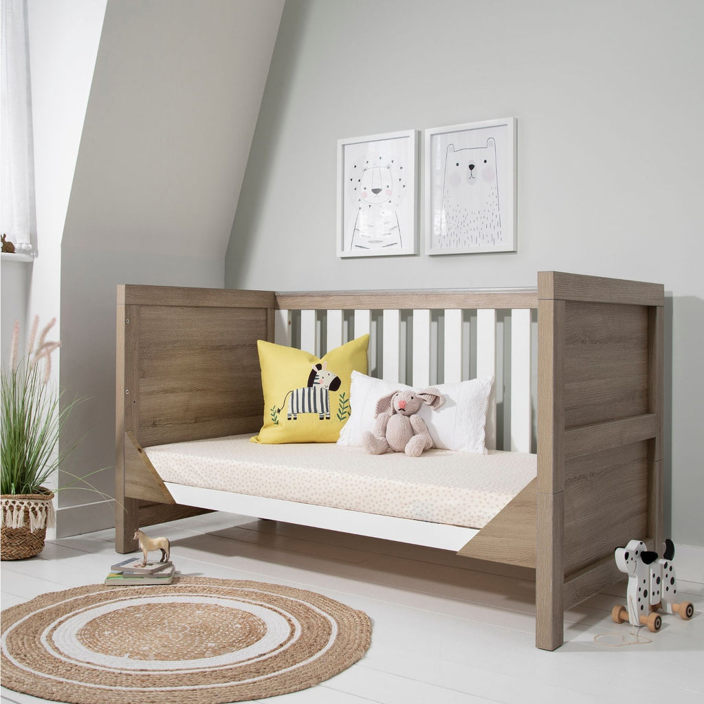 Tutti Bambini Modena 3 in 1 Cot Bed - White & Oak