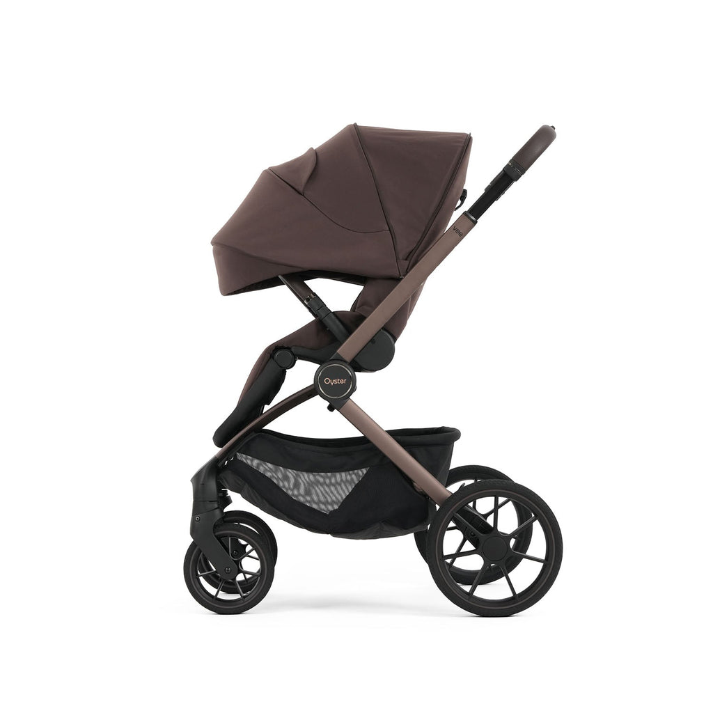Oyster Vee Pushchair & Accessory Bundle - Chocolate
