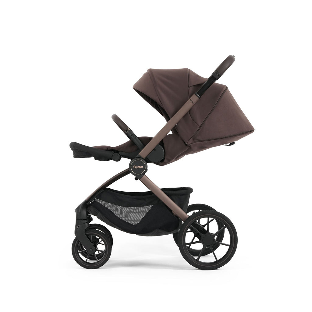 Oyster Vee Luxury Capsule 360 Travel System Bundle - Chocolate