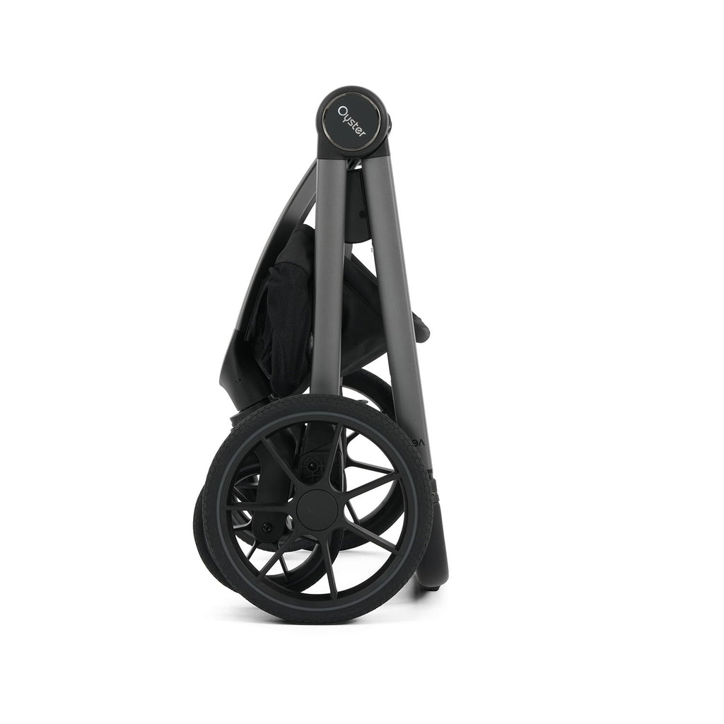 Oyster Vee Luxury Capsule 360 Travel System Bundle - Liquorice