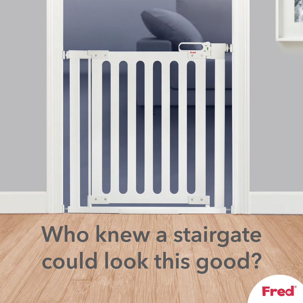 Fred Safety Pressure Fit Wooden Stairgate