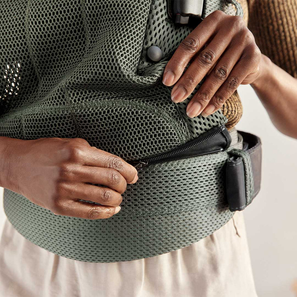 Outlet - BabyBjörn Harmony Baby Carrier - Dark Green - 3D Mesh