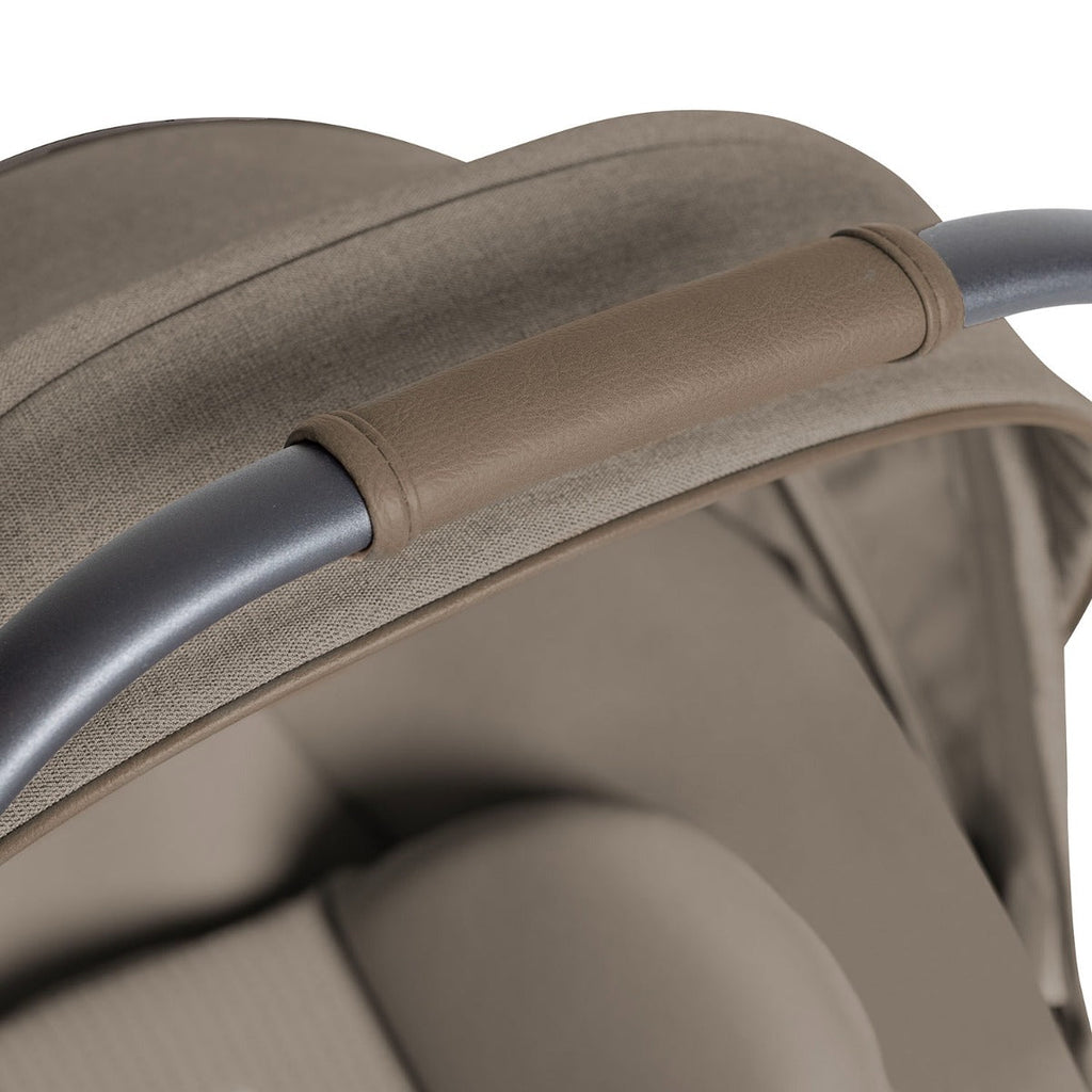 Joie i-Level Pro Signature i-Size Car Seat - Maple 17