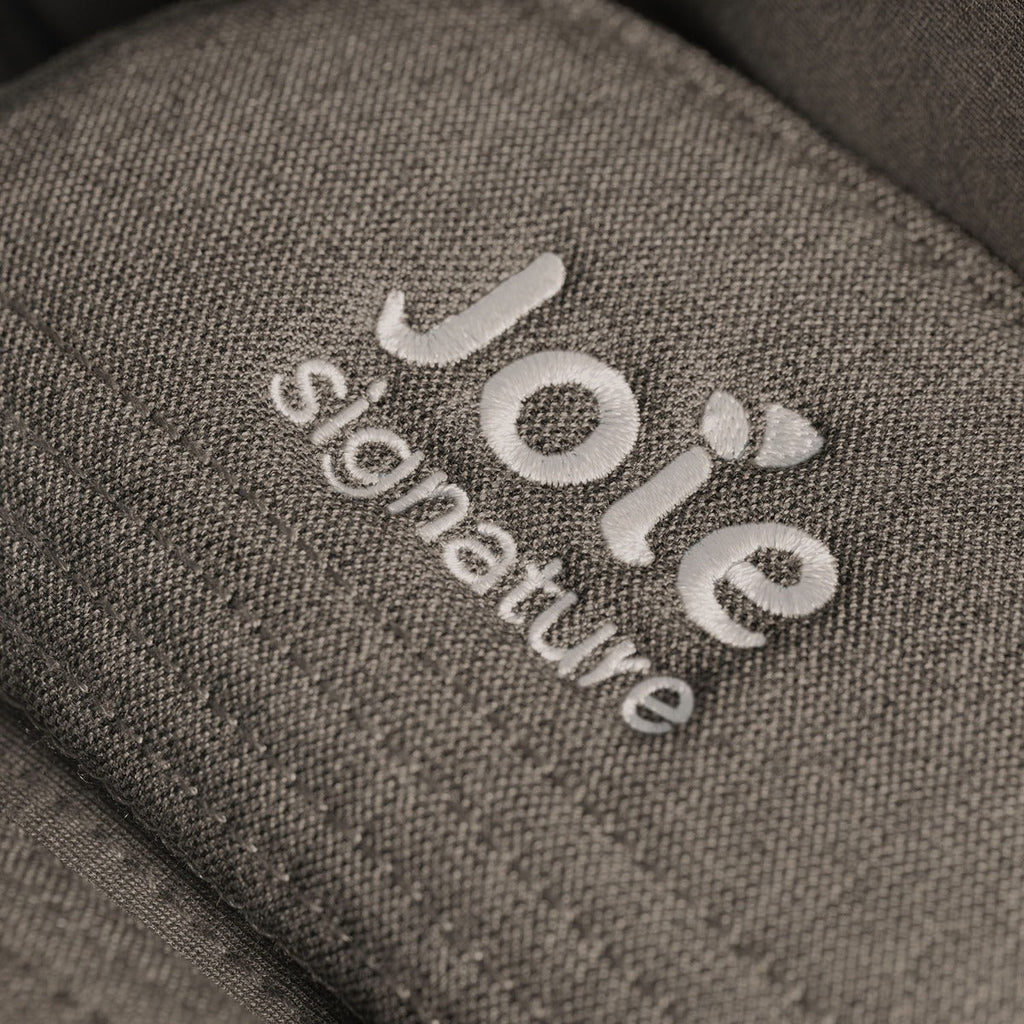 Joie i-Level Pro Signature i-Size Car Seat - Maple 25