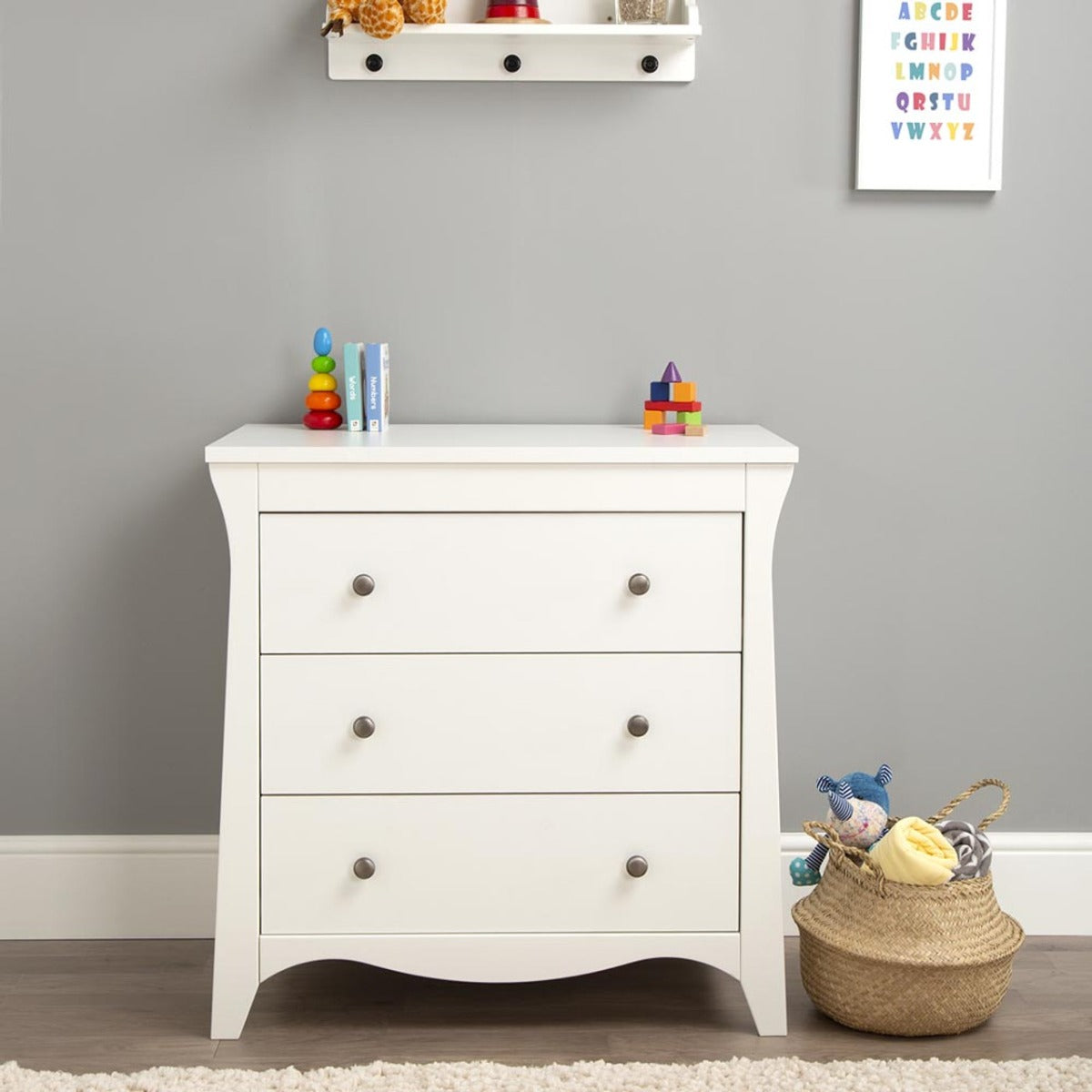 CuddleCo Clara 3 Piece Nursery Furniture Set (Cot Bed, Dresser & Wardrobe) - White 23