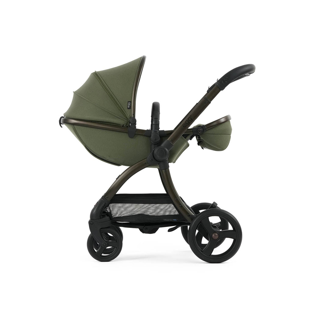 Egg 3 Ultimate Shell 360 Car Seat & Nursery Essentials Bundle - Sage