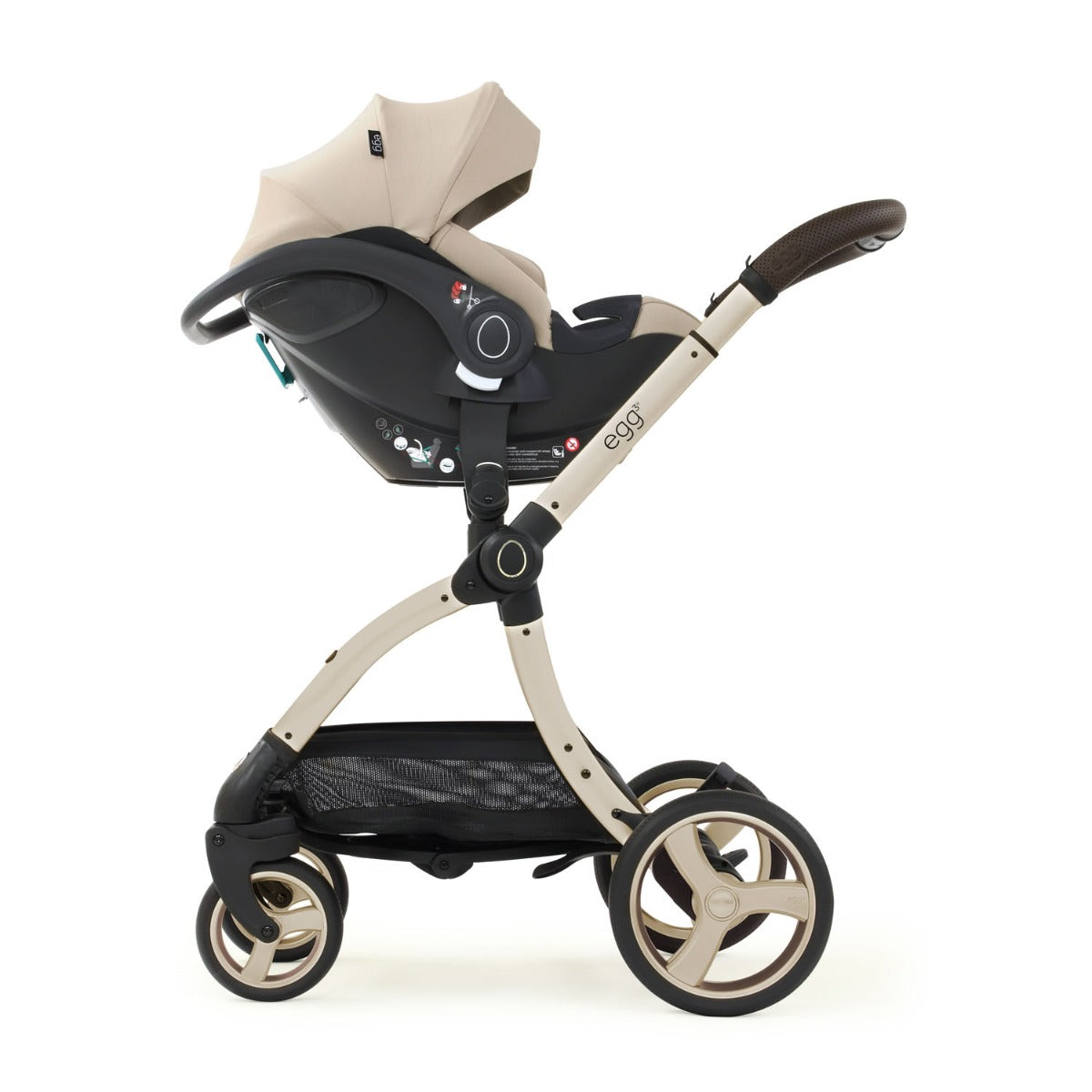 Egg 3 Luxury Maxi-Cosi Cabriofix i-Size Travel System Bundle - Feather 23