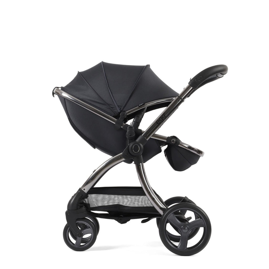Egg 3 Luxury Maxi-Cosi Cabriofix i-Size Travel System Bundle - Carbonite 6