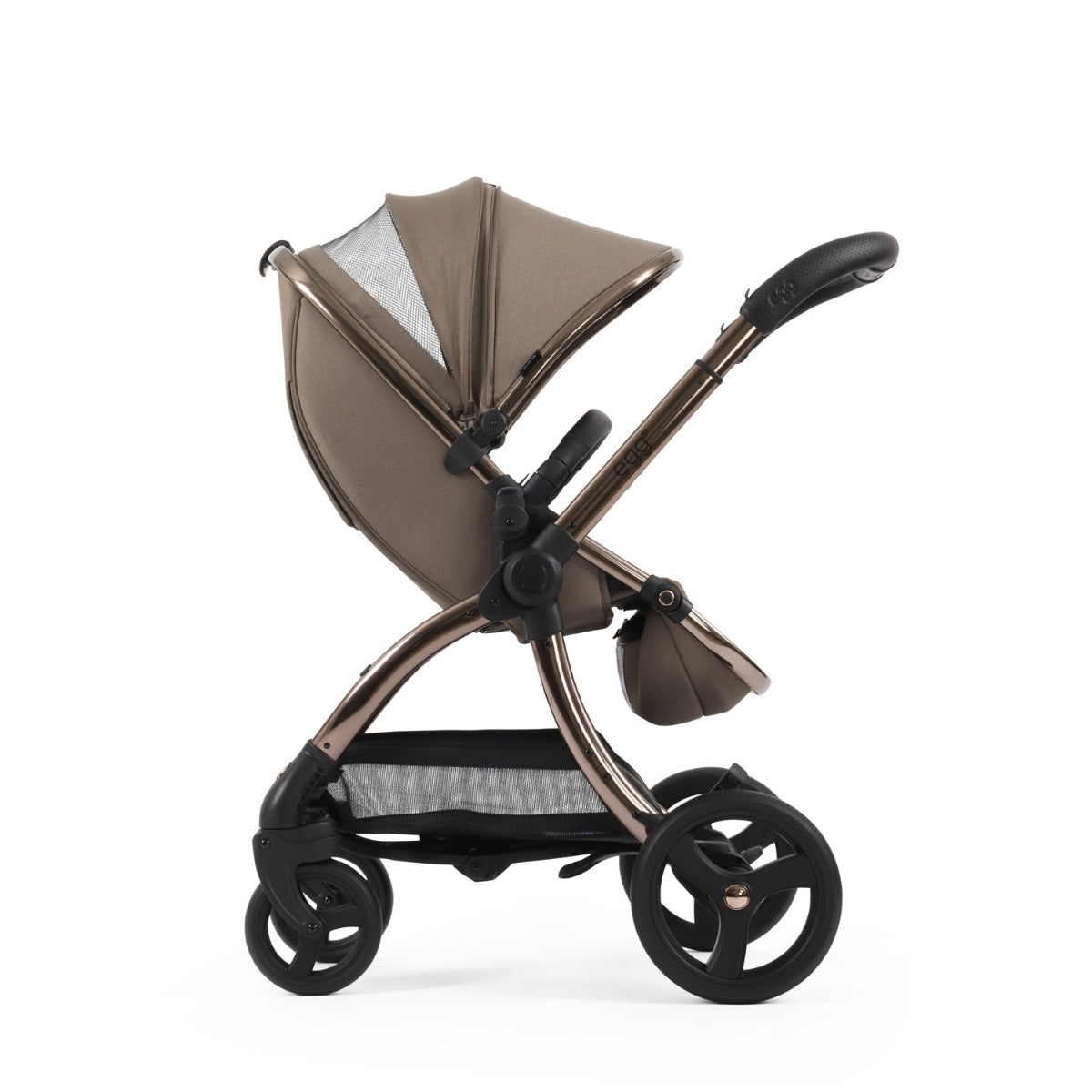 Egg 3 Luxury Cybex Cloud T i-Size Travel System Bundle - Mink 37