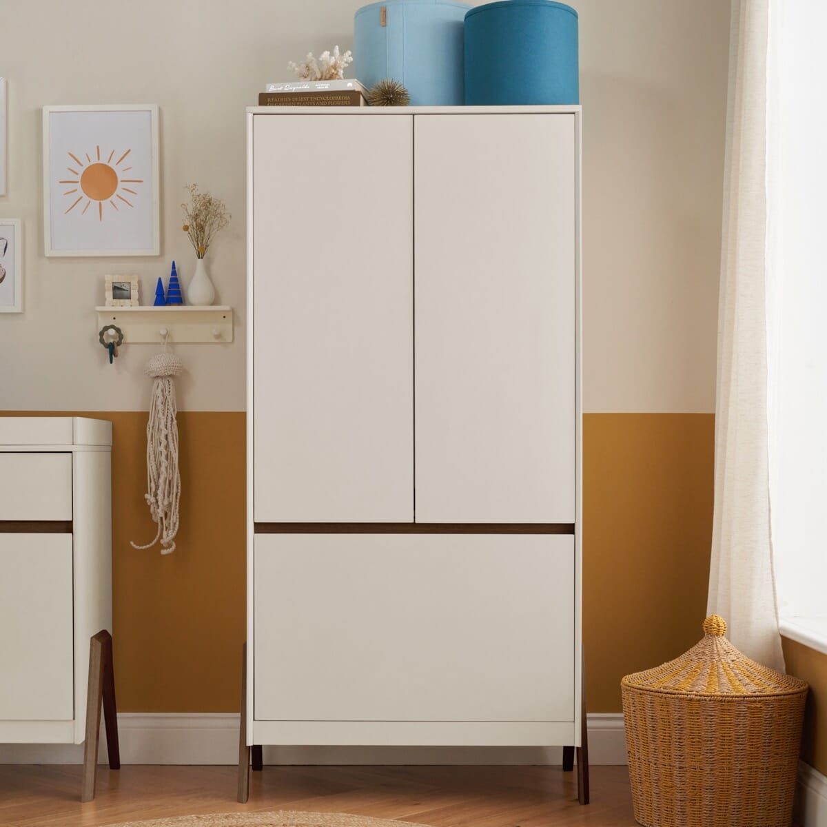 Tutti Bambini Fuori Wardrobe - White Sand & Warm Walnut
