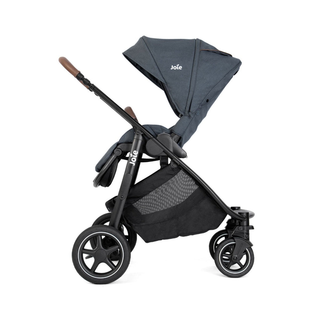 Joie Versatrax with Ramble XL Carrycot - Moonlight 11