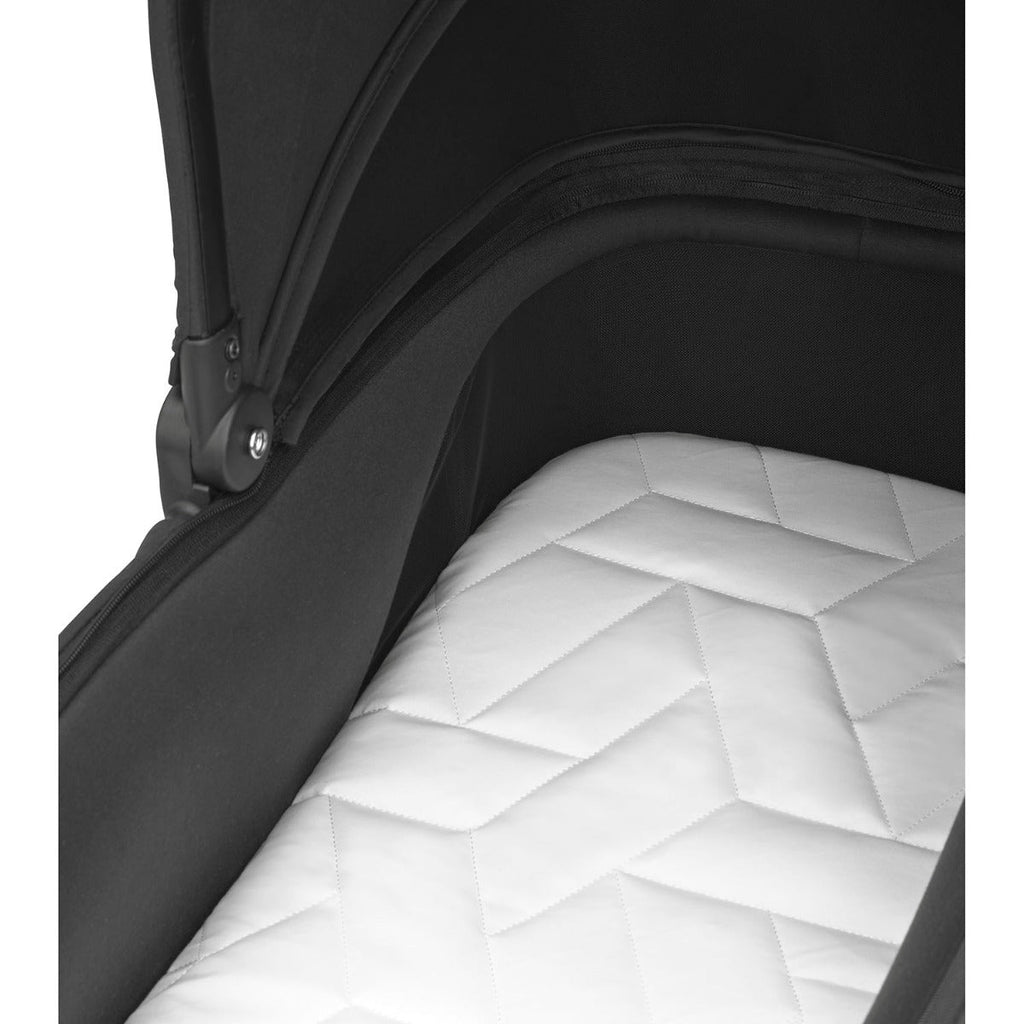 Maxi-Cosi Oxford Pebble S 9 Piece Select Bundle - Twillic Black 4