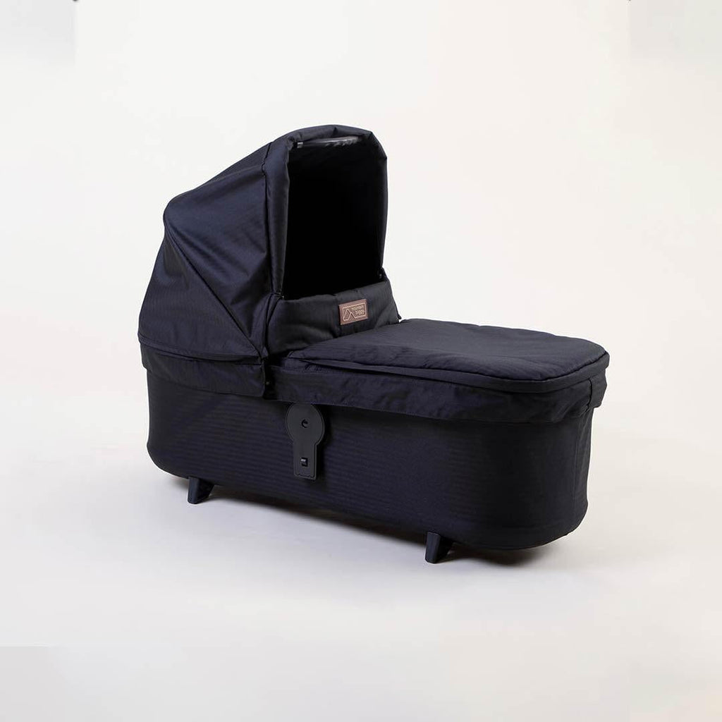 Mountain Buggy Duet V4 Carrycot Plus Heritage Collection - Caviar