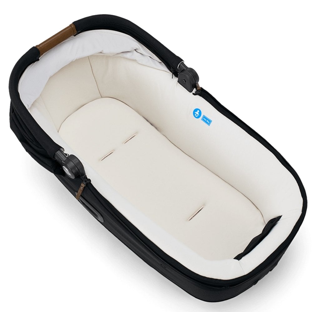 Nuna CARI NEXT Lay Flat Car Carrycot - Caviar 5
