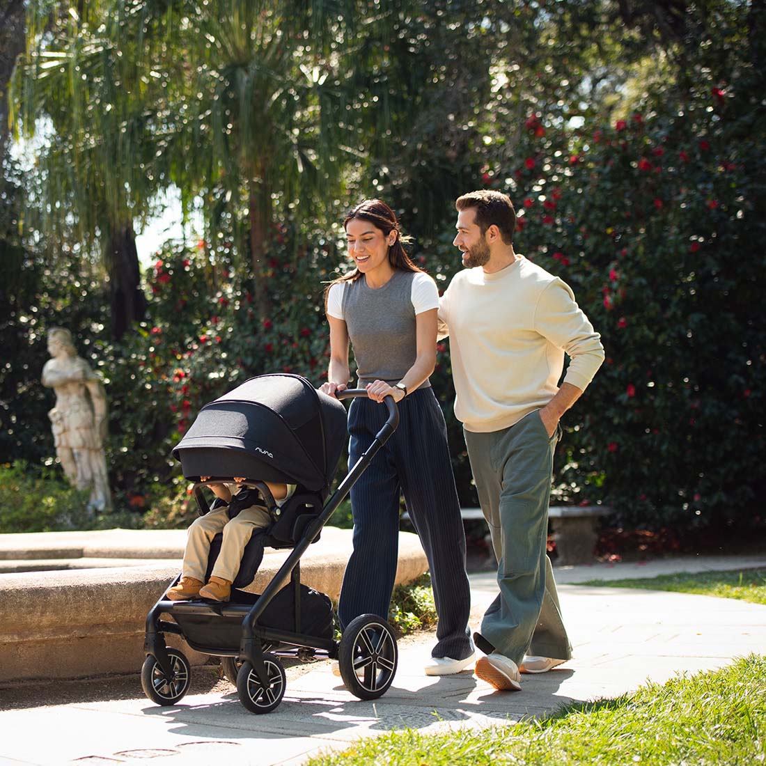Nuna MIXX Next with ARRA Flex & Base Curv Travel System Bundle - Cosmopolitan