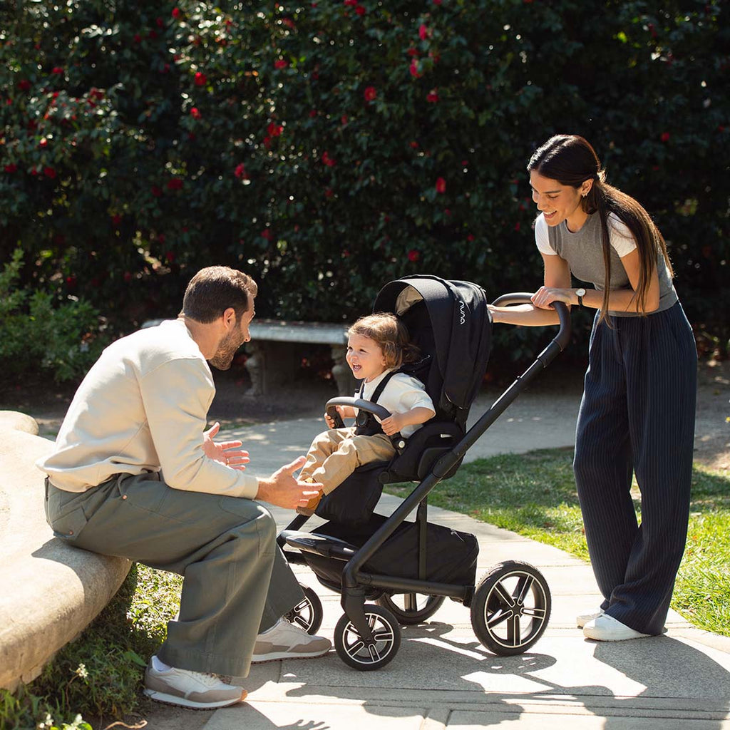 Nuna MIXX Next with ARRA Flex & Base Curv Travel System Bundle - Cosmopolitan