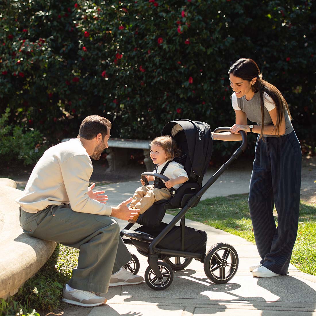 Nuna MIXX Next with ARRA Flex & Base Curv Travel System Bundle - Cosmopolitan