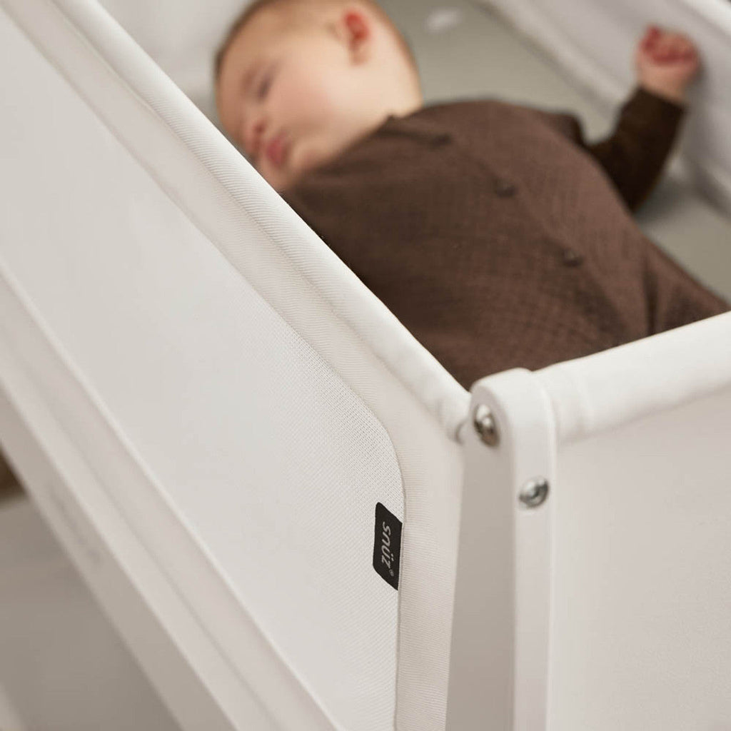 Snuzpod 5 Bedside Crib 13