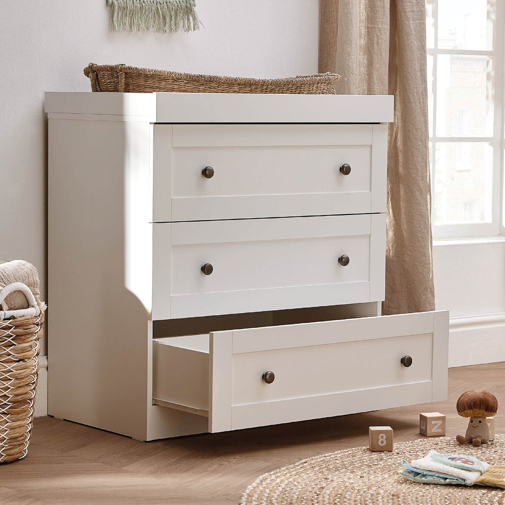 Silver Cross Bromley 2 Piece Cot Bed and Dresser Set - White 5