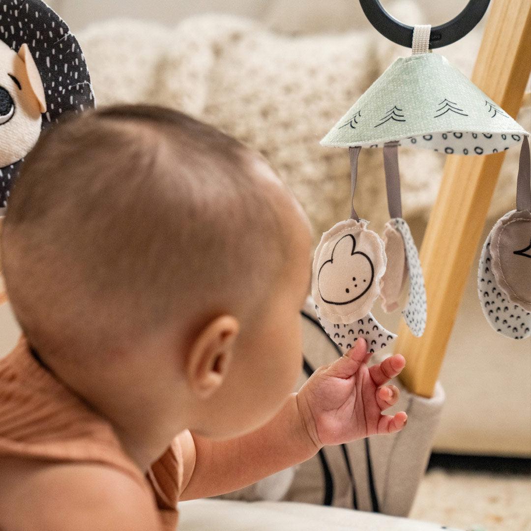 Tiny Love Luxe Gymini - Black & White Décor