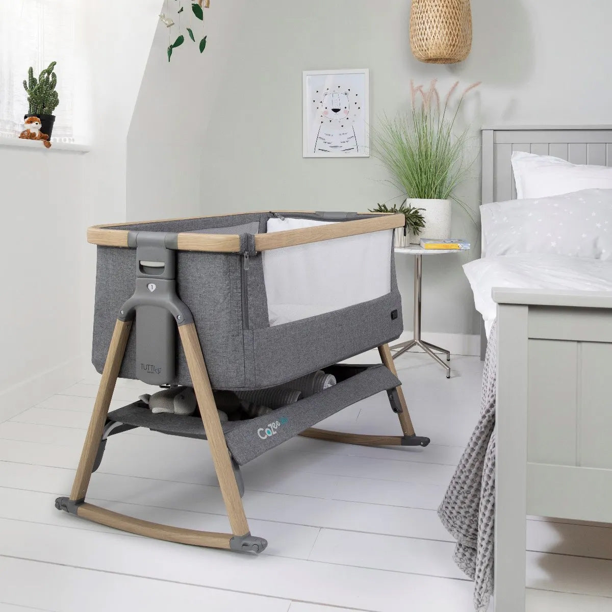 Tutti Bambini CoZee Air Bedside Crib - Oak and Charcoal 1